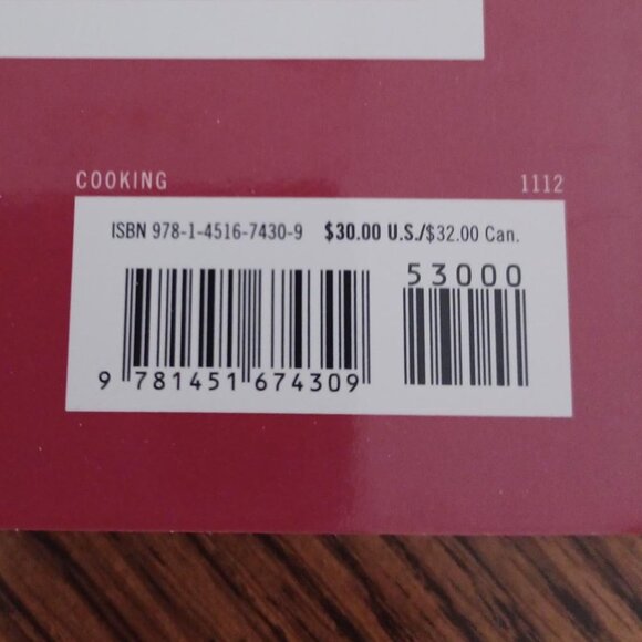 Cooking Italian with the Cake Boss, Buddy Valastro, Like New Cookbook - Picture 2 of 3